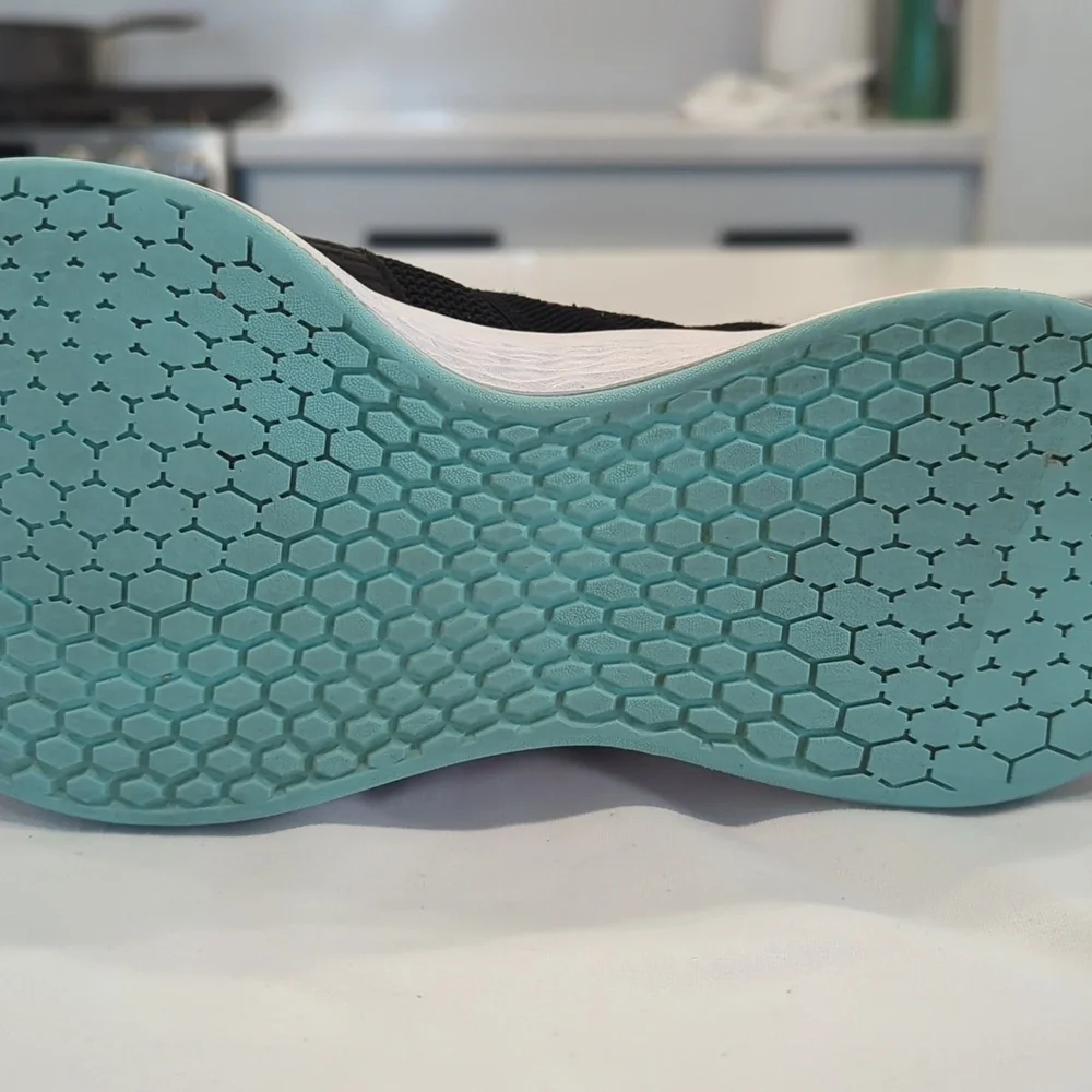 New Balance Roav V1 Women's 7.5 Wide - Picture 4 of 6